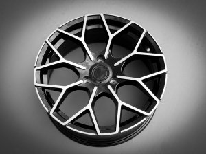 Mazda MX-5/ Miata Custom Wheels - KUHLFX - Estremo Nero w/ Machined Face - Single Wheel - 17"